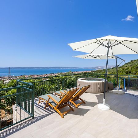 Private Villa Golden Hour With A View Of Split Area Kaštel Sućurac エクステリア 写真